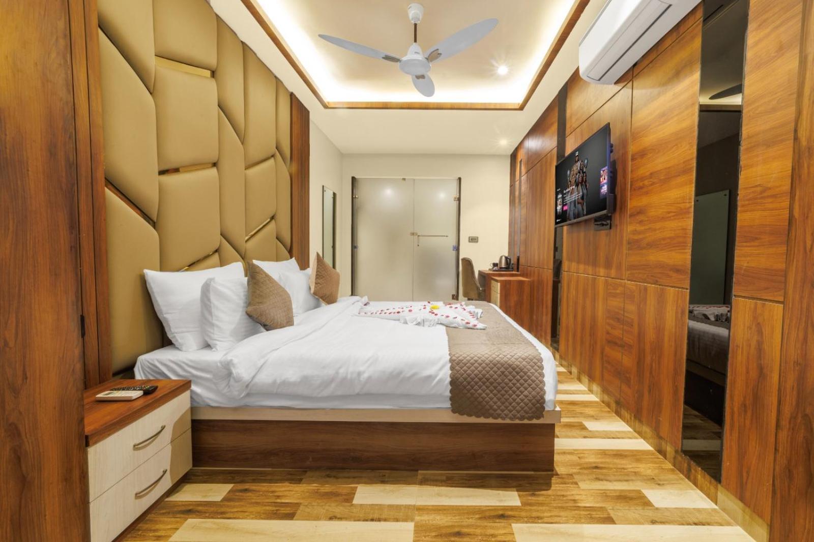 Hotel Golden Peacock Haridwār Εξωτερικό φωτογραφία